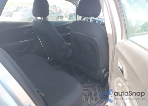 2015 Chevrolet Trax 1Ls z USA, uszkodzony, nr VIN KL7CJPSB1FB078590